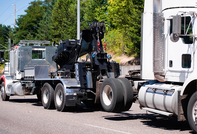 Local and Long-Distance Heavy Towing Ontario