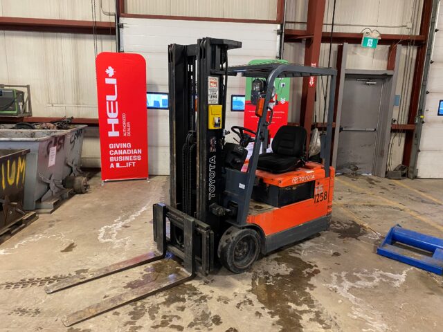 Toyota 5FBE15 3,000lbs 3-wheels - Lewis Motor Sales Inc.