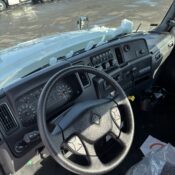 2026 International HV607 6&times;4 - photo 6 of 6