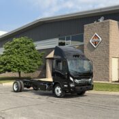2027 Isuzu NRR Diesel - photo 2 of 6