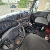 2020 International LT625 6&times;4 - photo 7 of 7