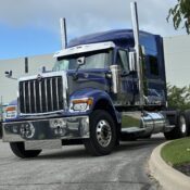 2027 International HX520 6&times;4 - photo 4 of 9