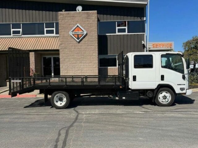 2027 Isuzu NRR Gas Crew Cab - Lewis Motor Sales Inc.