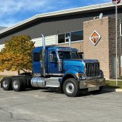 2027 International HX520 6&times;4 - photo 2 of 8