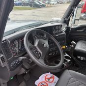2027 International HX520 6&times;4 - photo 6 of 8