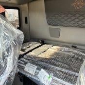 2027 International HX520 6&times;4 - photo 8 of 8