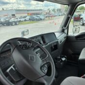 2027 International MV607 SBA 2&times;4 - photo 6 of 6