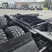 2020 International LT625 6&times;4 - photo 5 of 6