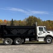 2027 International HV607 SBA 6&times;4 - photo 4 of 5