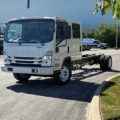 2027 Isuzu NRR Gas Crew Cab - photo 6 of 9